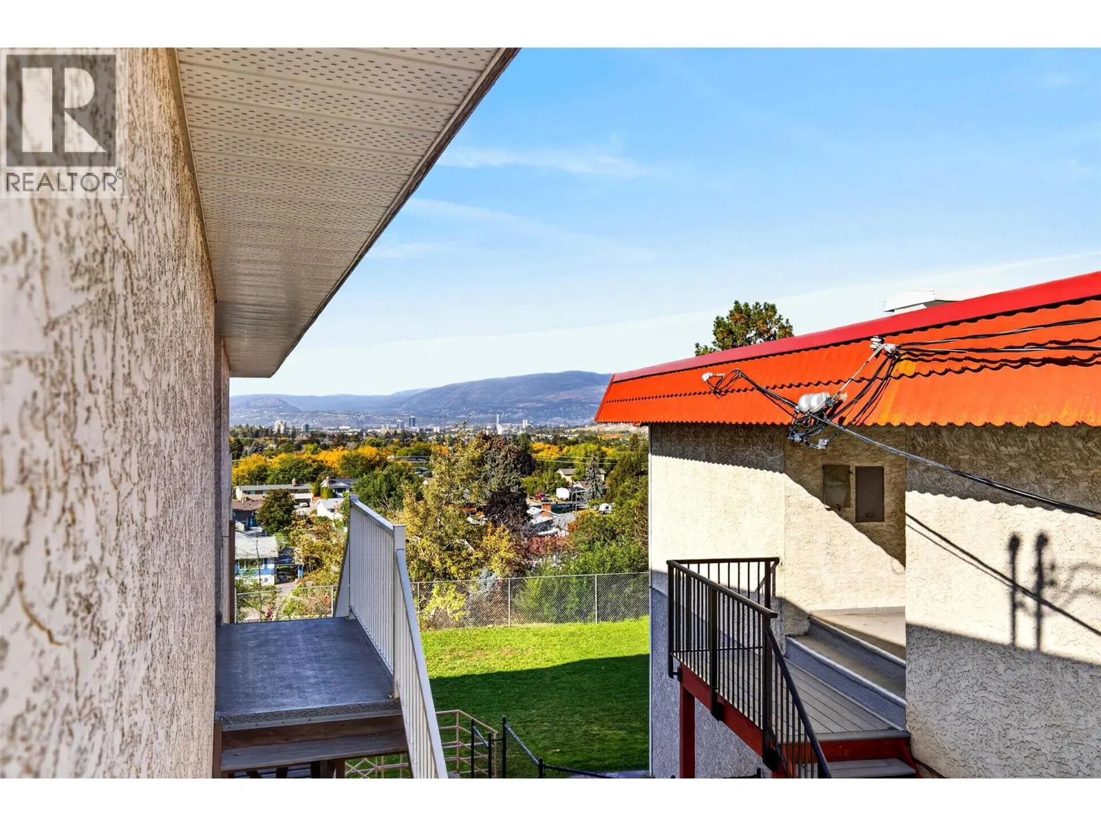 Photo 5 of 27 at #14 – 445 Holbrook Road