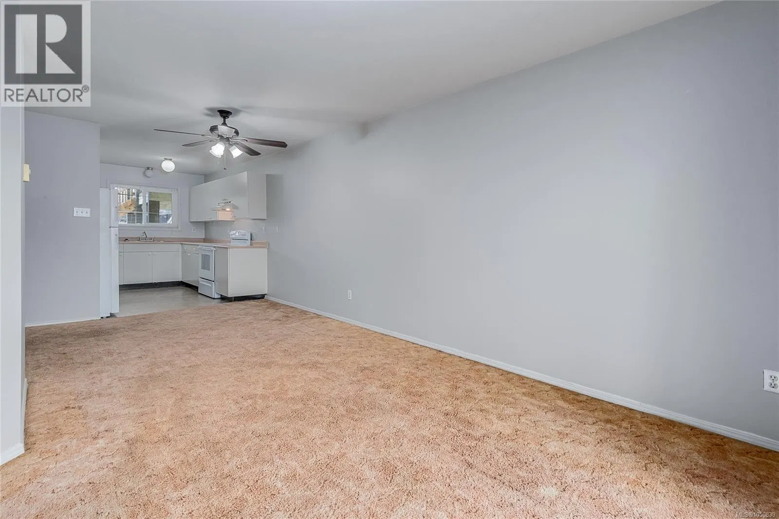 Photo 4 of 9 at #22 – 1520 Piercy Avenue