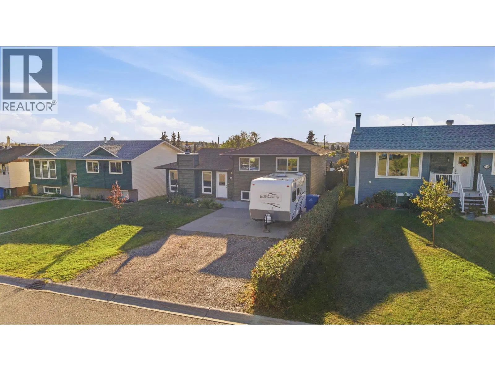 Photo 3 of 37 at 9008 87 Street