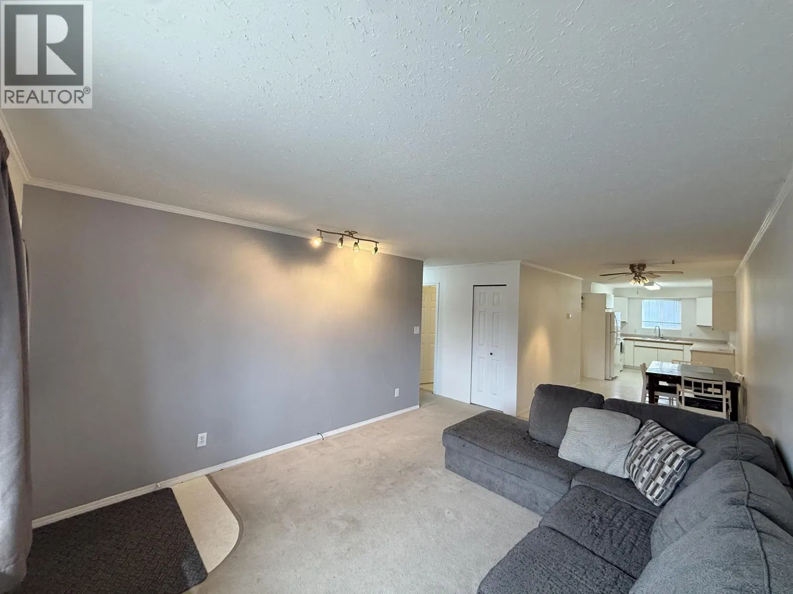 Photo 5 of 20 at #2 – 1164 SECOND Avenue