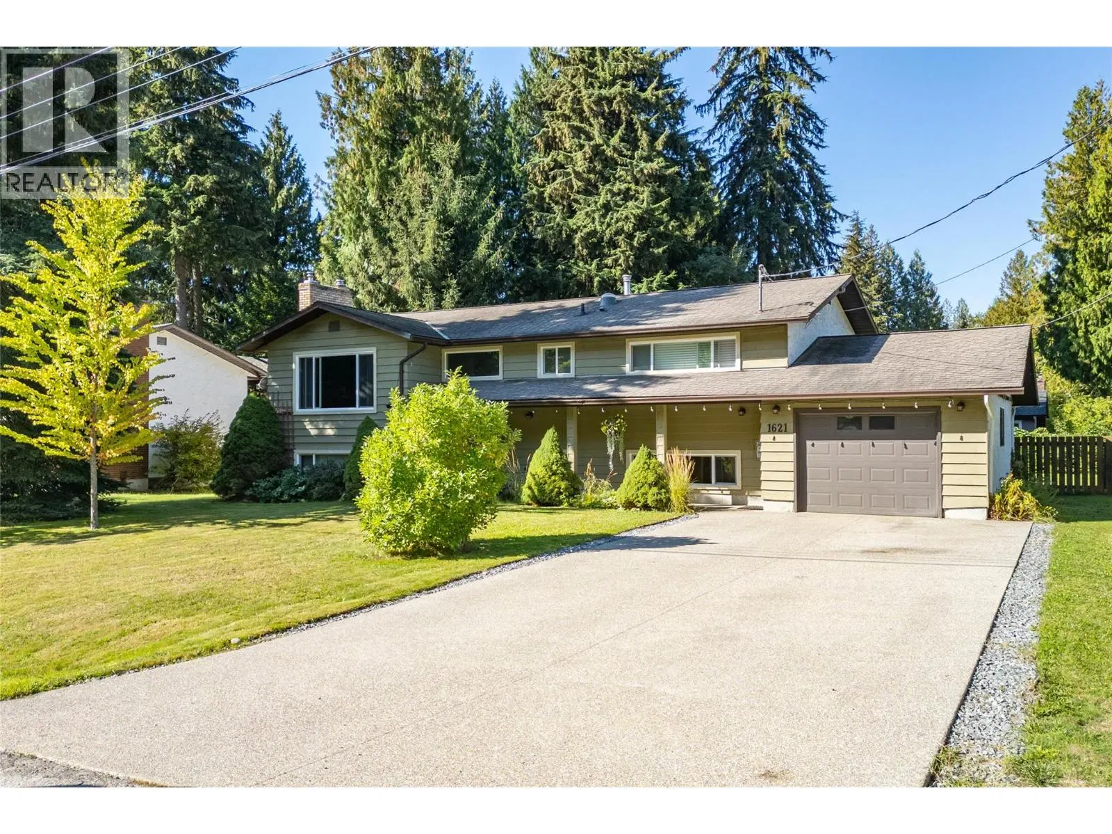 Photo 1 of 39 at 1621 Birch Drive