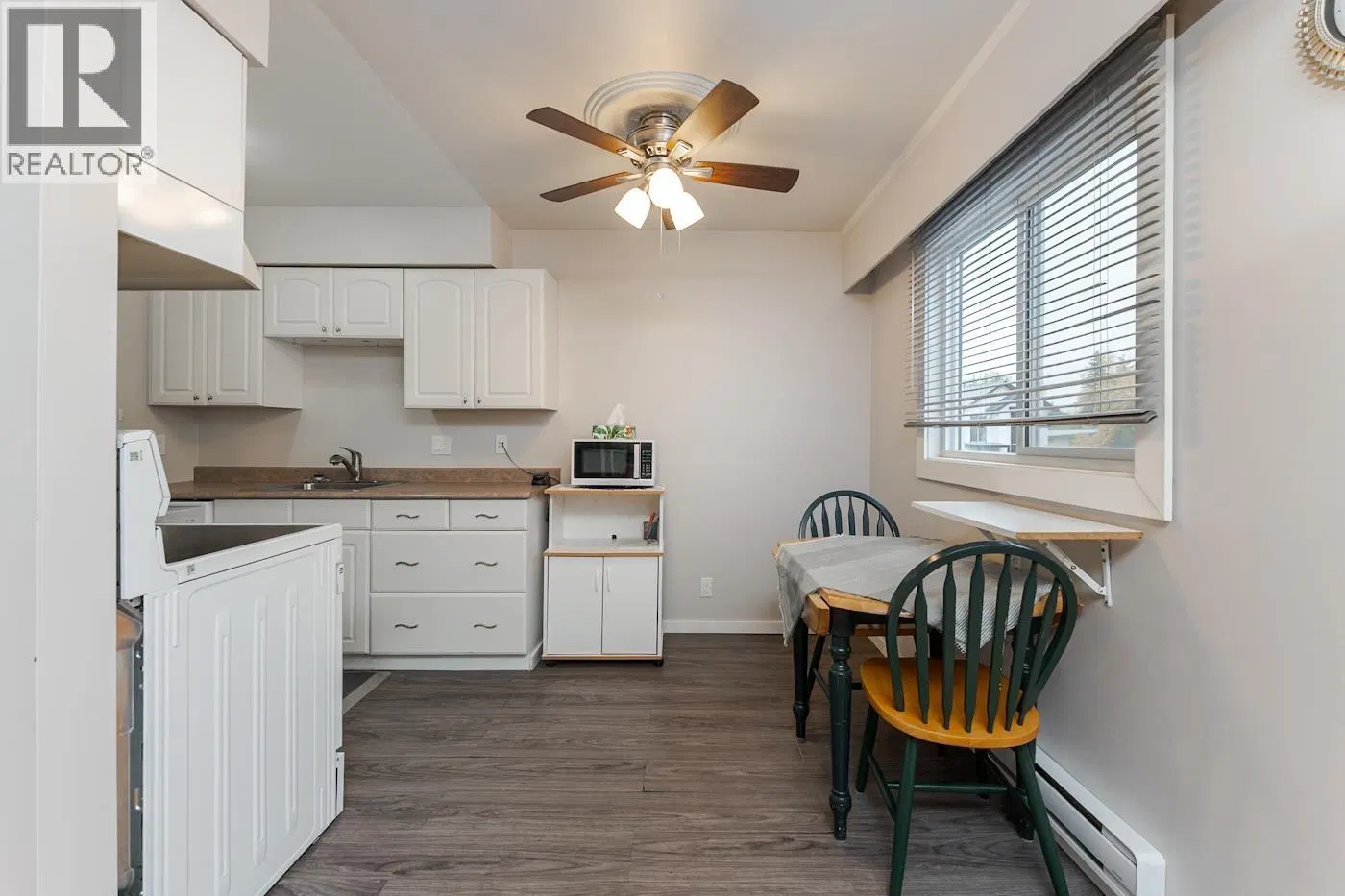 Photo 3 of 40 at #106 – 1654 10TH Avenue