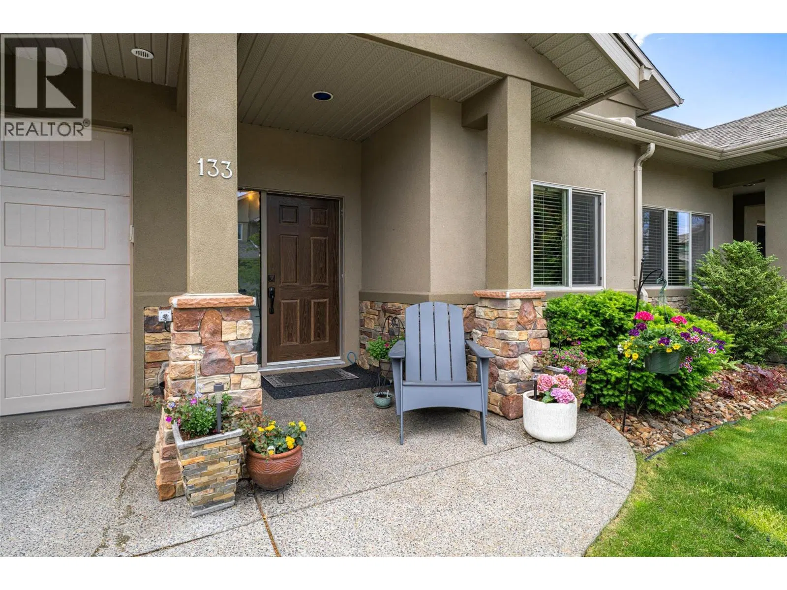 Photo 2 of 37 at #133 – 9875 Selkirk Drive