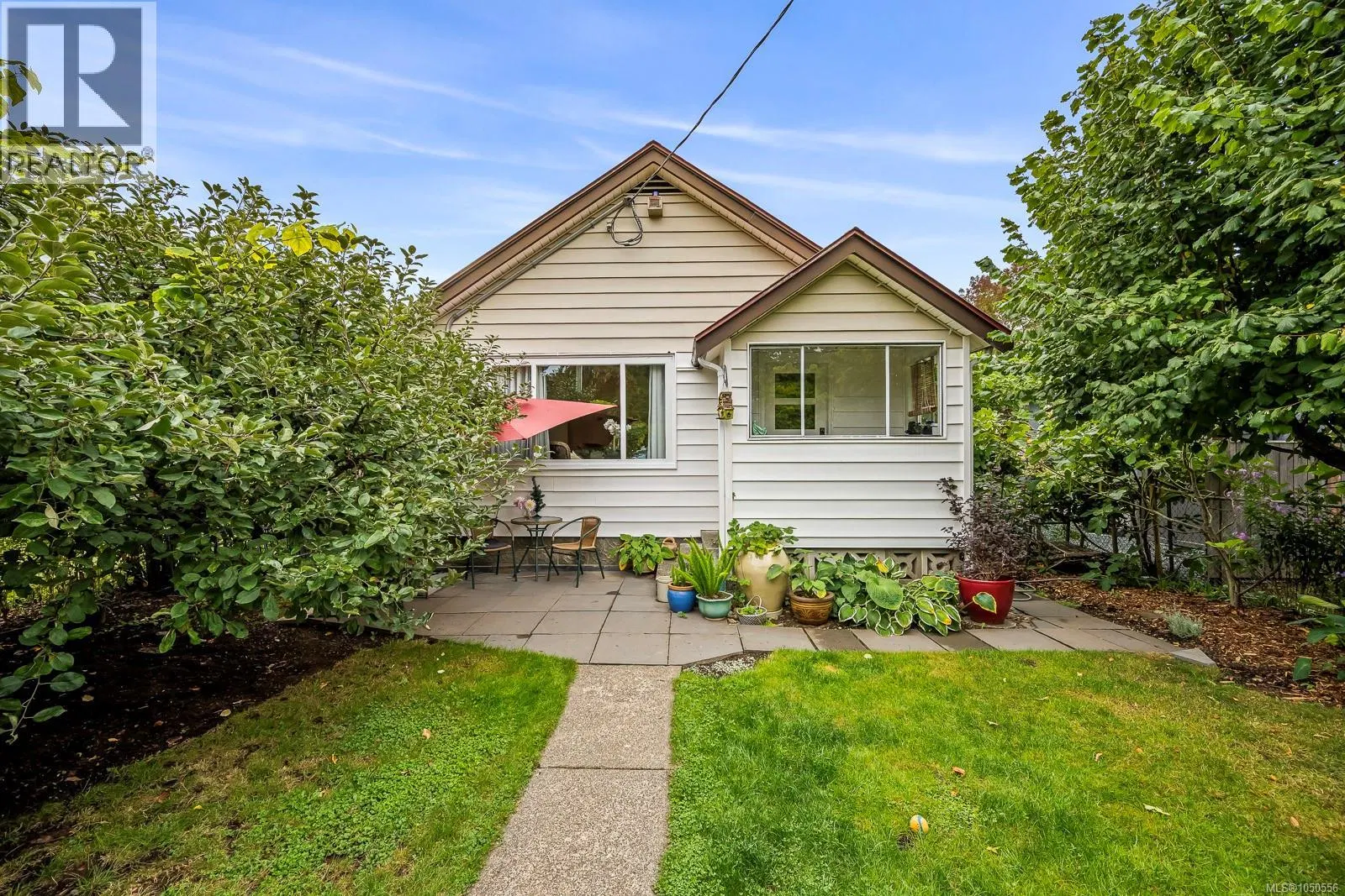 Photo 2 of 31 at 836 3rd Street