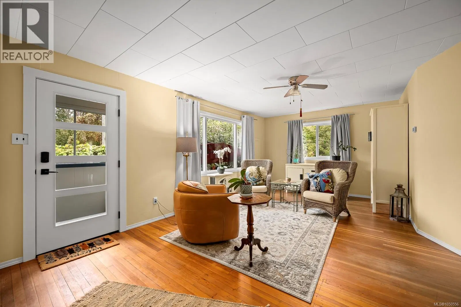 Photo 4 of 31 at 836 3rd Street