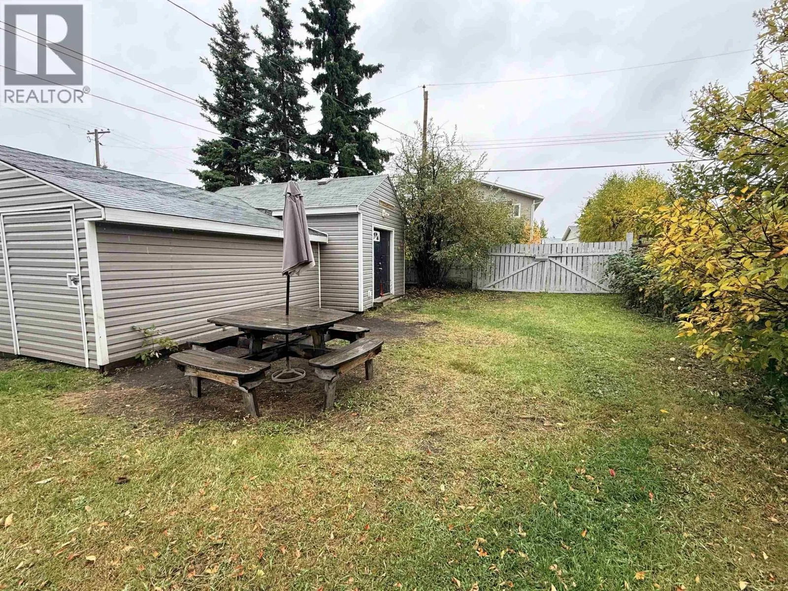 Photo 5 of 26 at 9203 104 Avenue