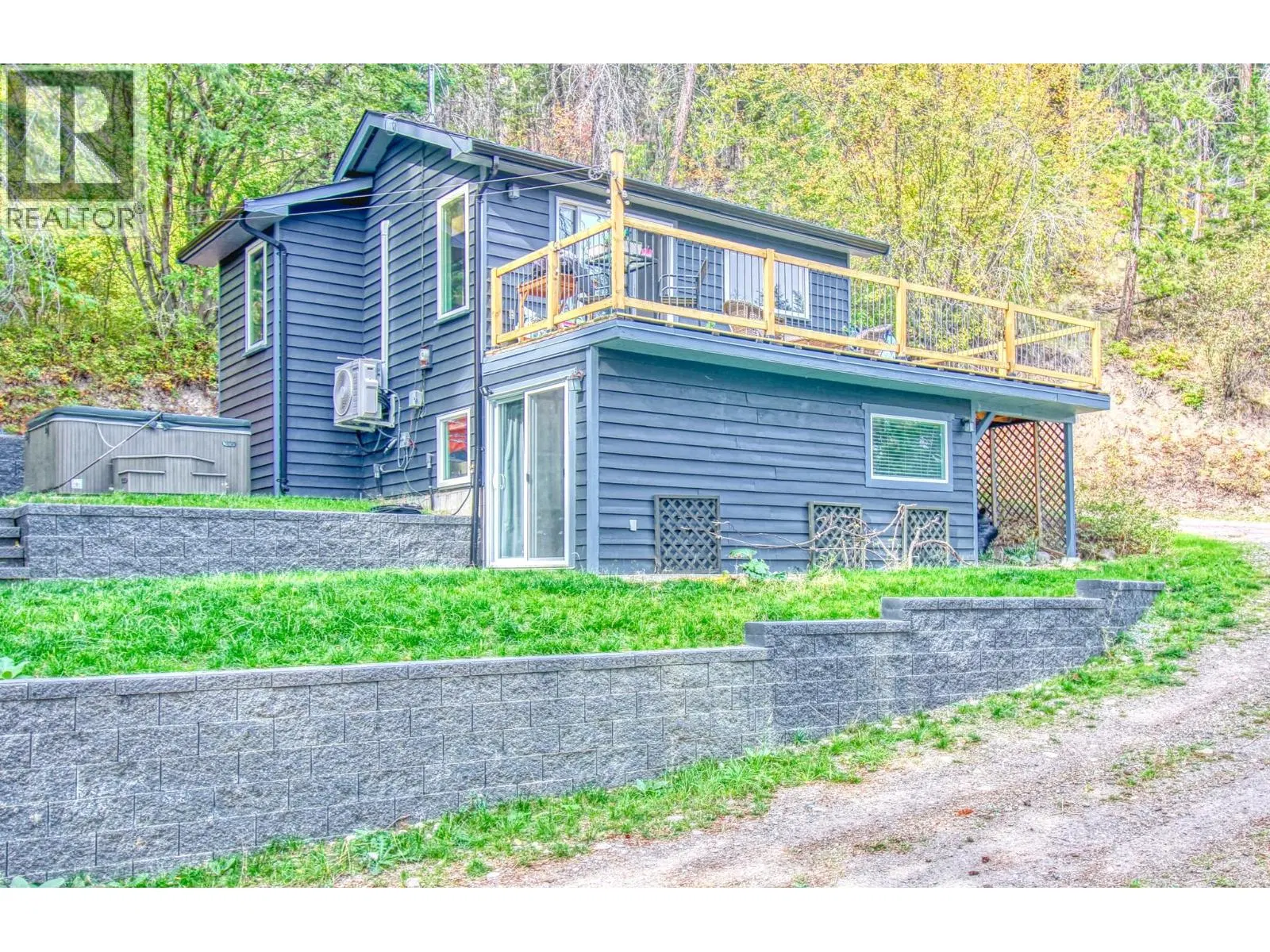 Photo 2 of 26 at 834 Udell Road