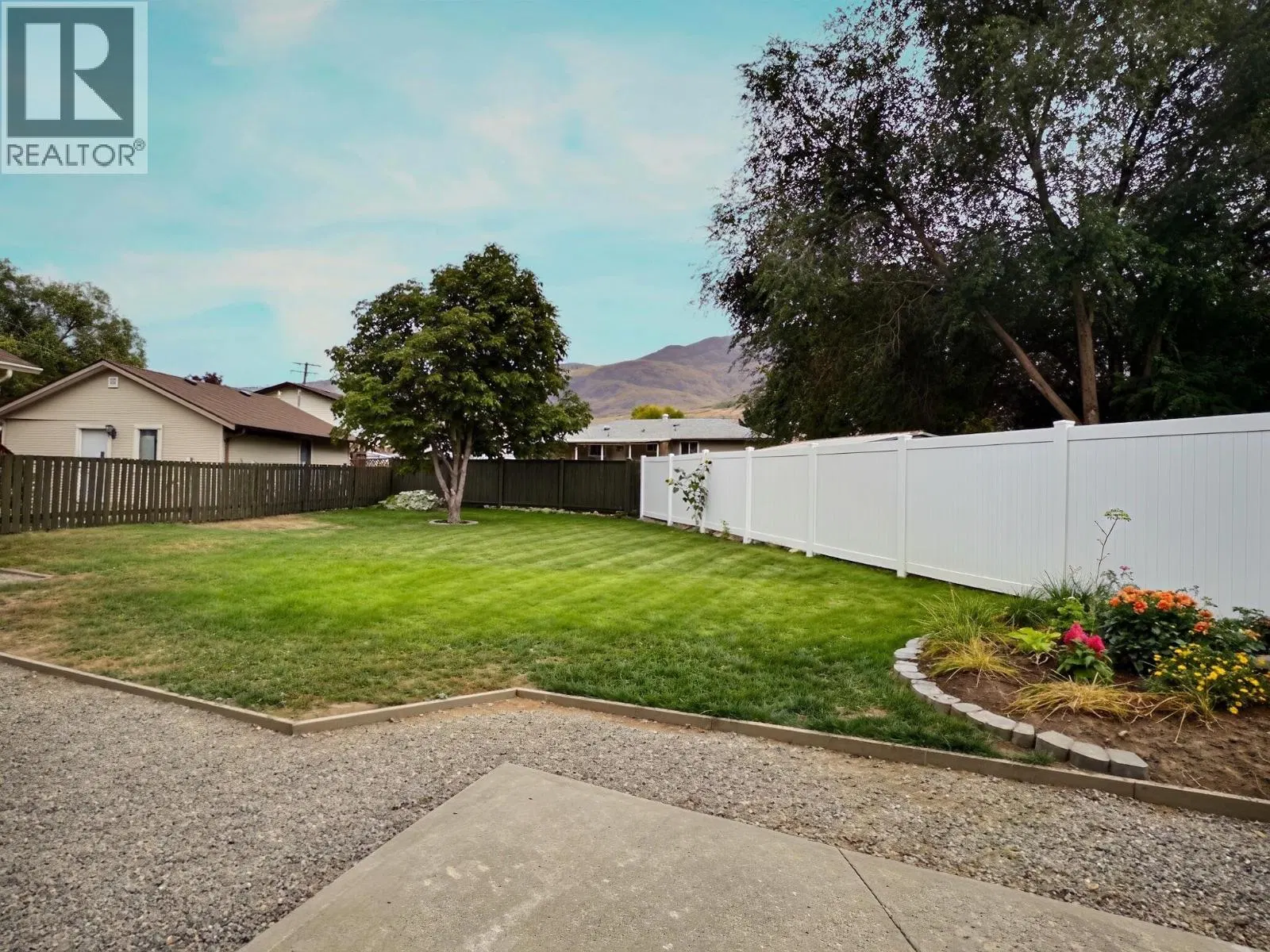 Photo 3 of 18 at 3187 westsyde Road