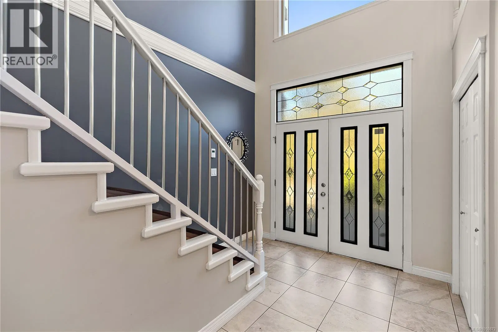 Photo 4 of 42 at 3908A Ascot Drive