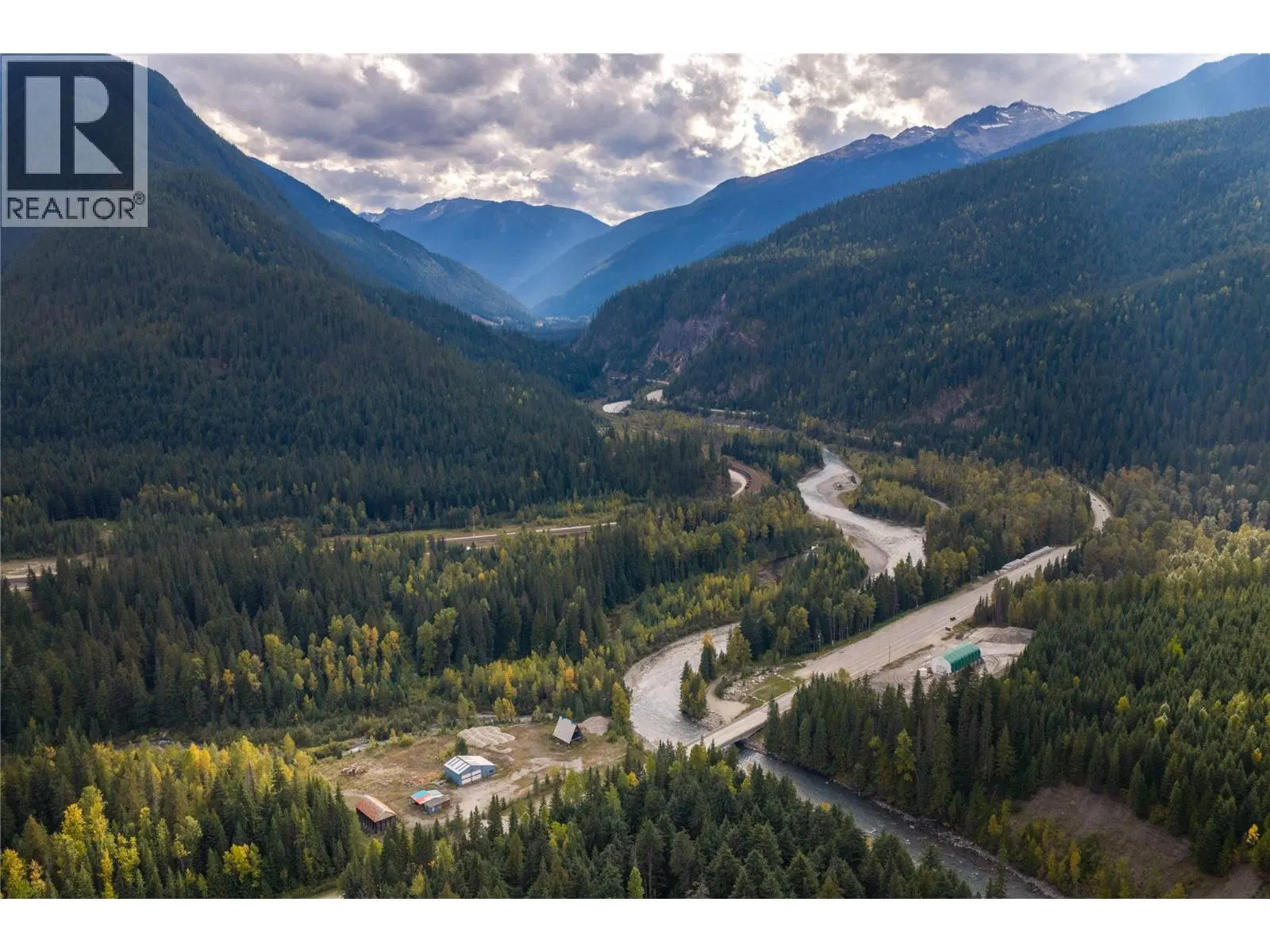 Photo 3 of 21 at 6950 Trans Canada Highway