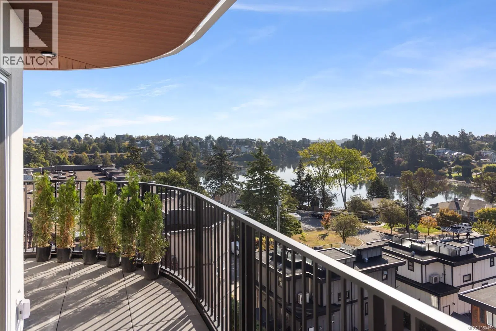 Photo 2 of 41 at #505 – 1075 Tillicum Road