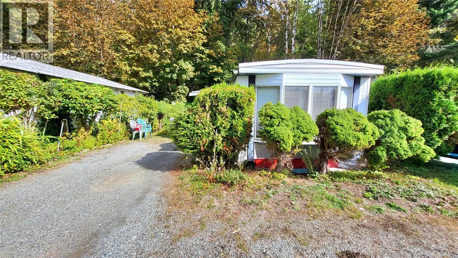 Photo 2 of 30 at #12 – 1655 Alberni Highway