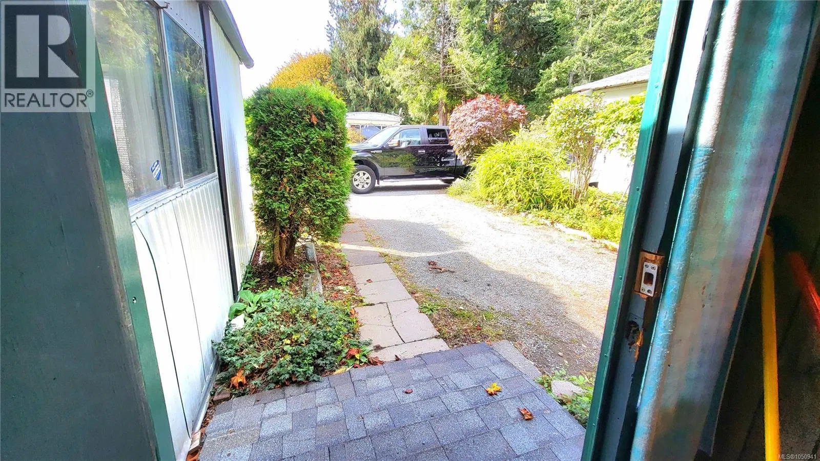 Photo 5 of 30 at #12 – 1655 Alberni Highway