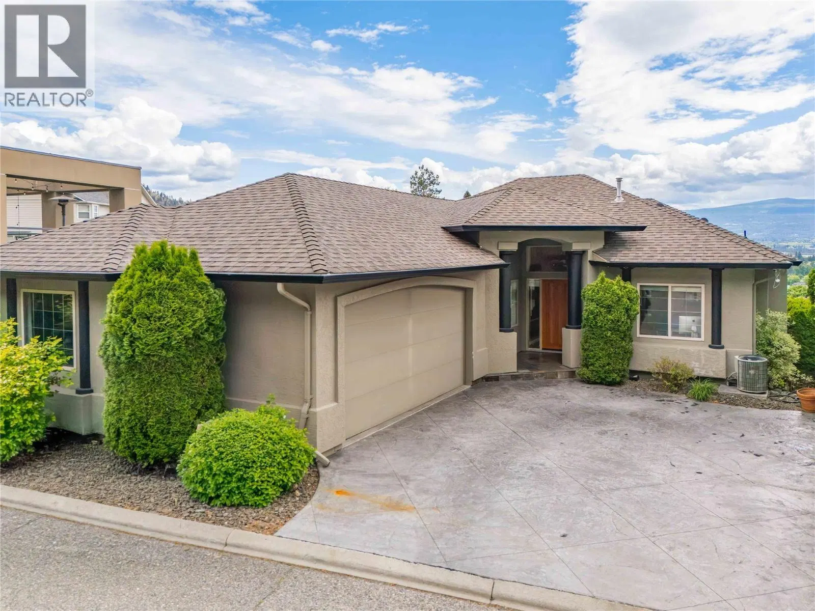 628 Spruceview Place