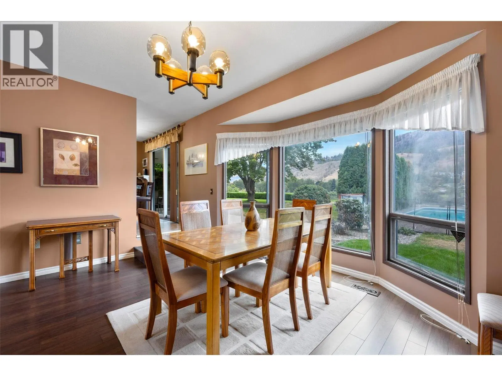 Photo 4 of 65 at 4313 Furiak Road