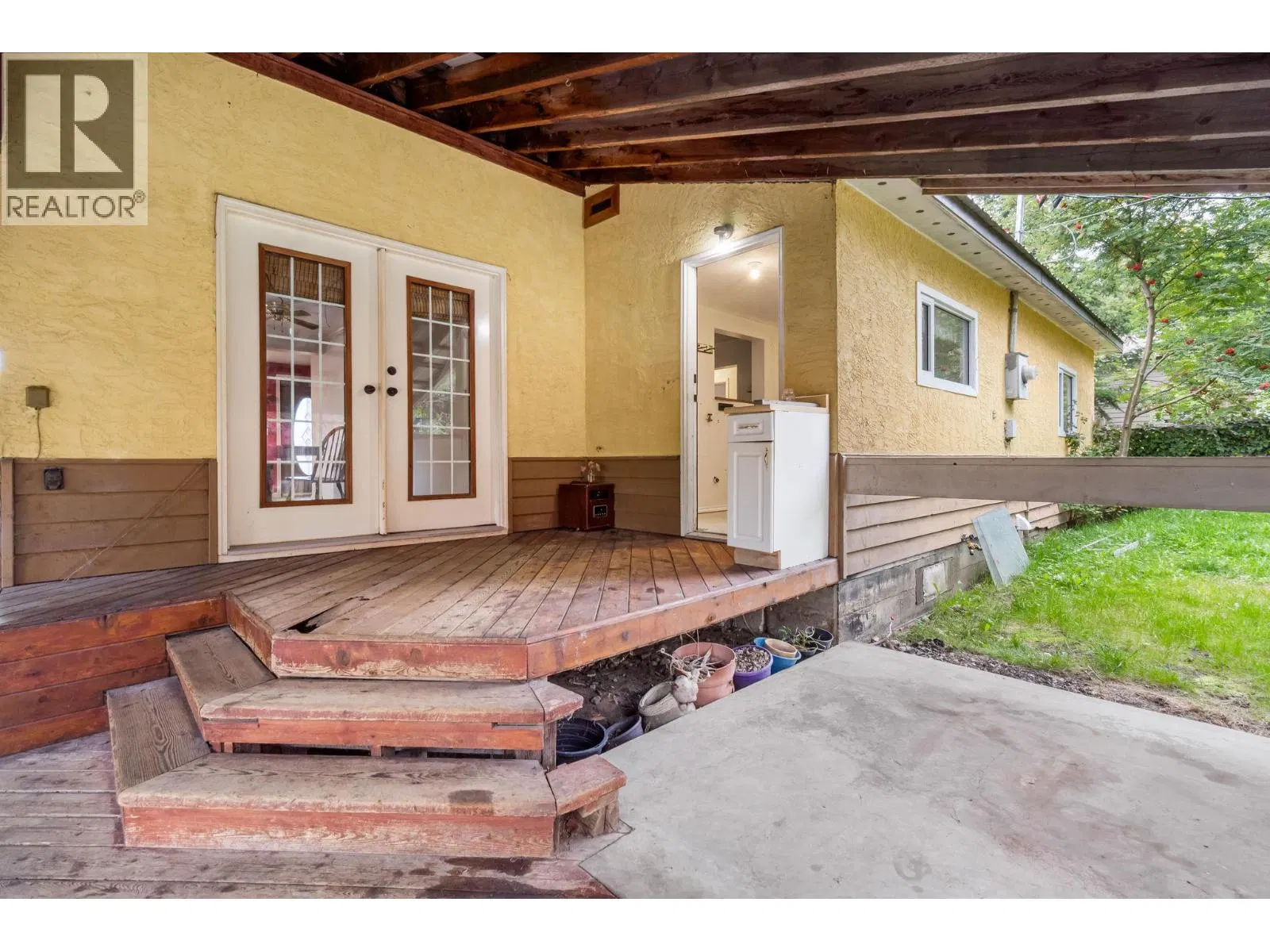 Photo 5 of 31 at 309 1st Avenue