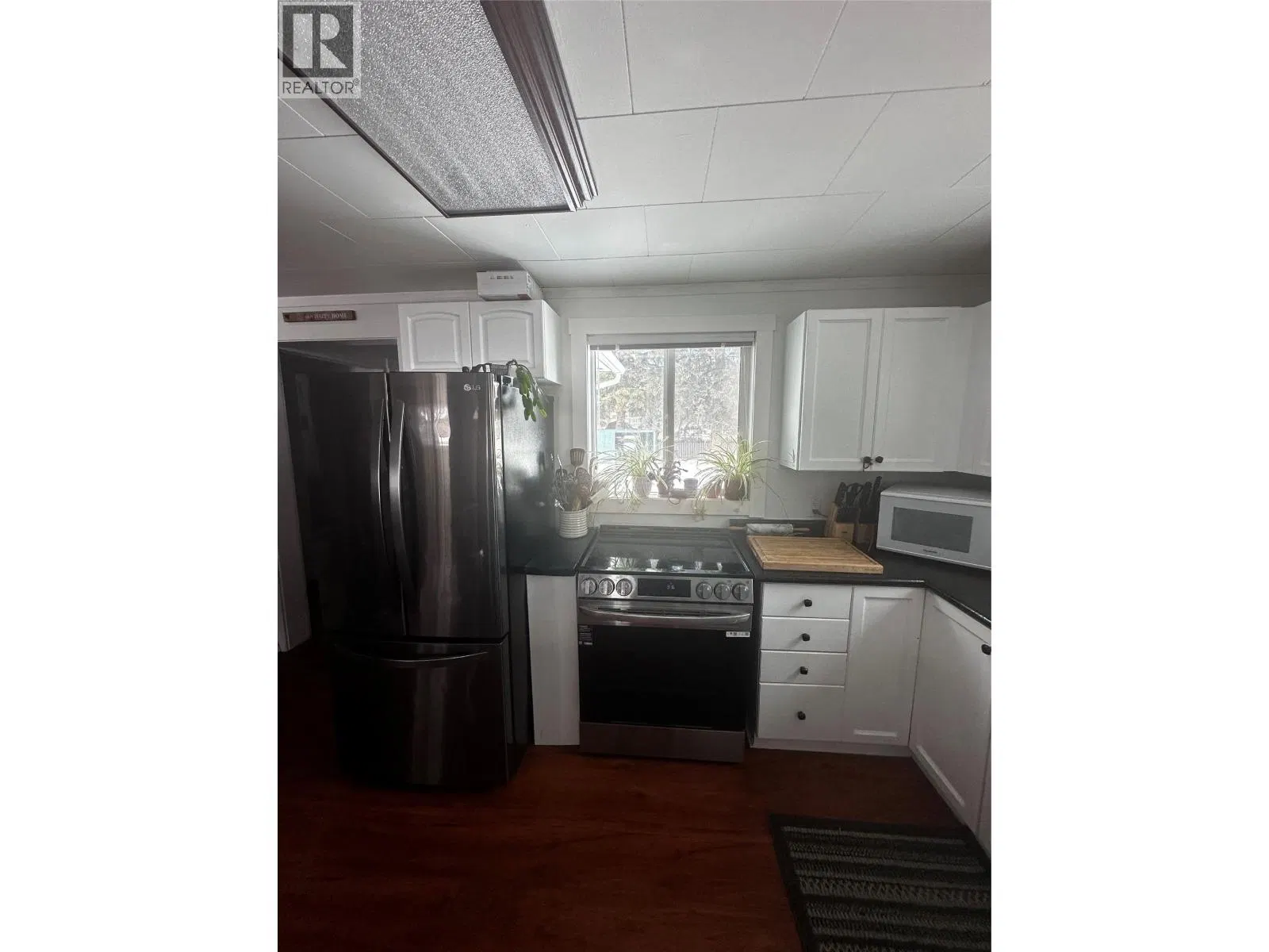 Photo 3 of 21 at 5109 43 Street