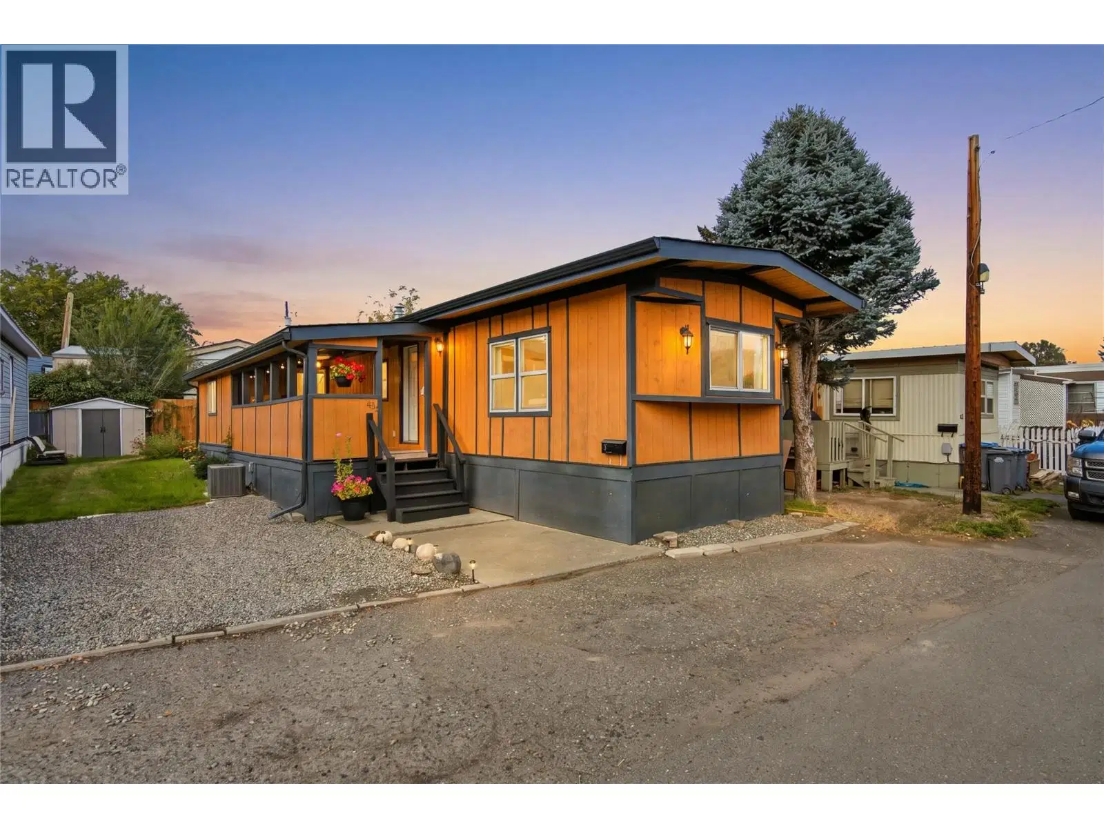 #44E – 44 EDWARD Street