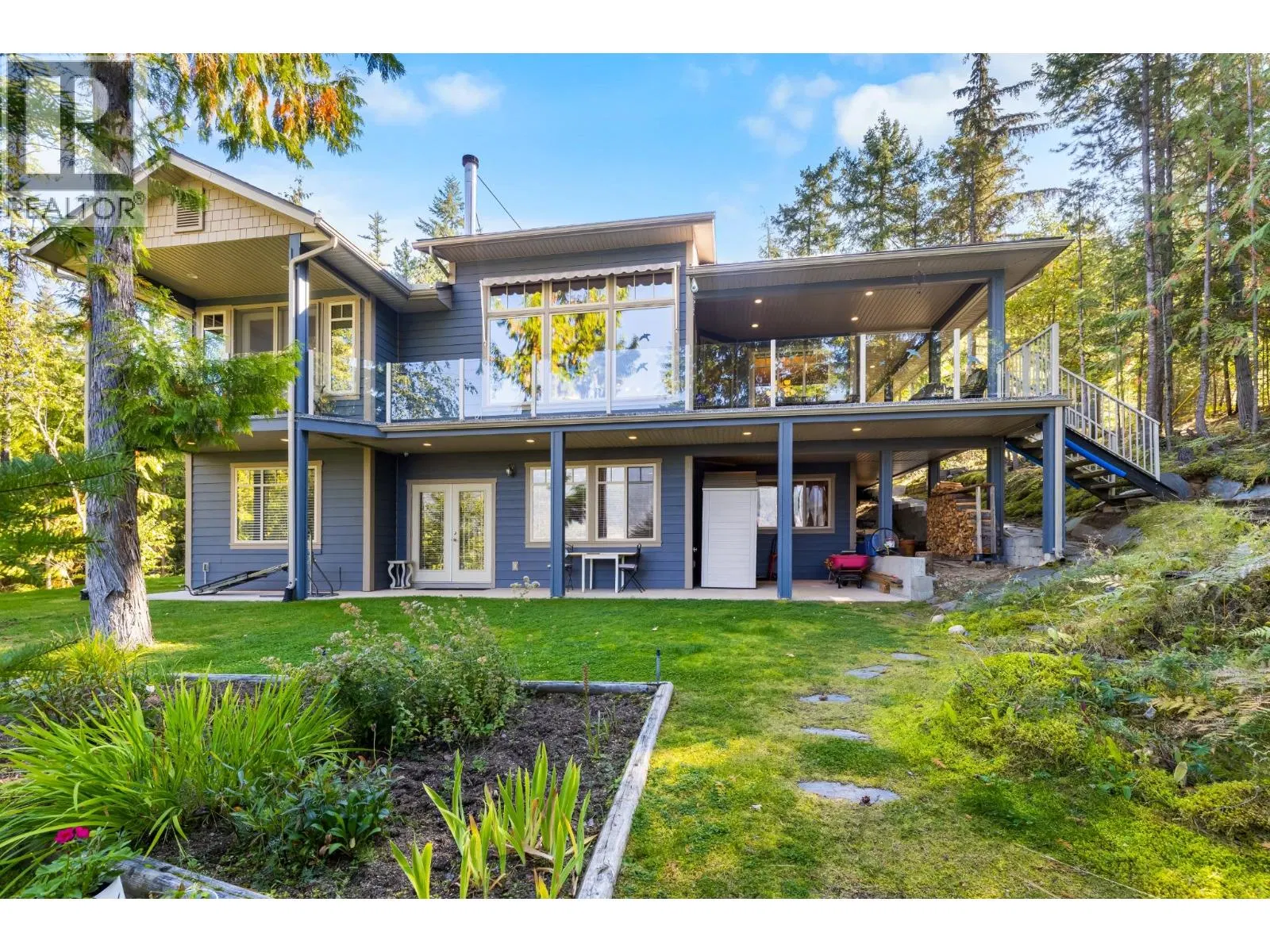 487 Walkers Landing Road