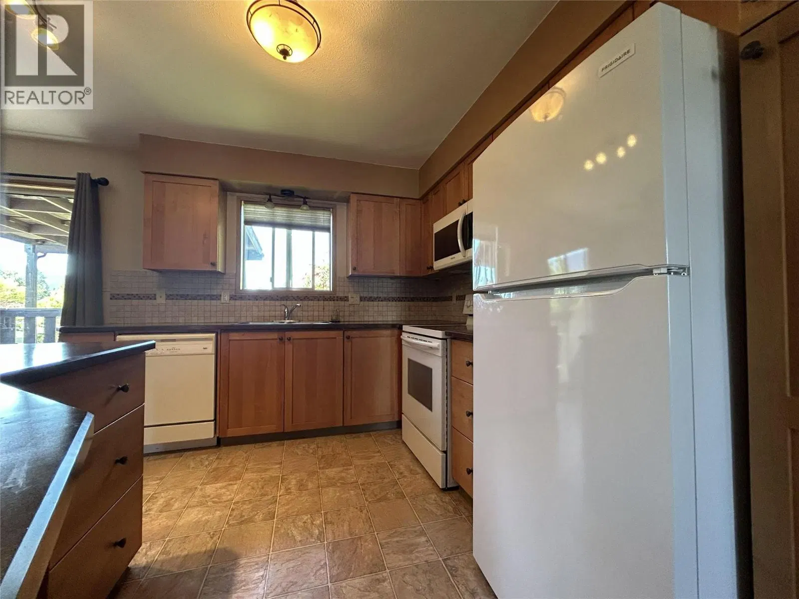 Photo 5 of 35 at 6683 18th Street