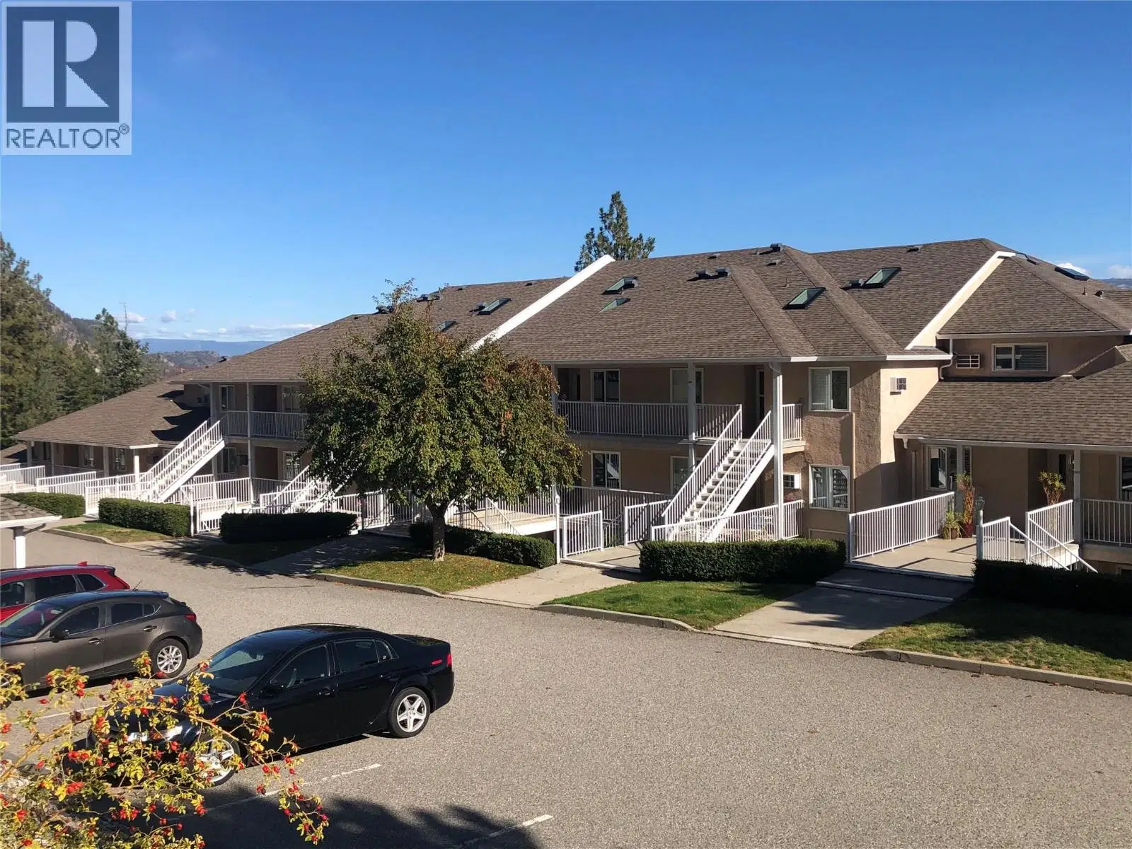 #106 – 4630A Ponderosa Drive