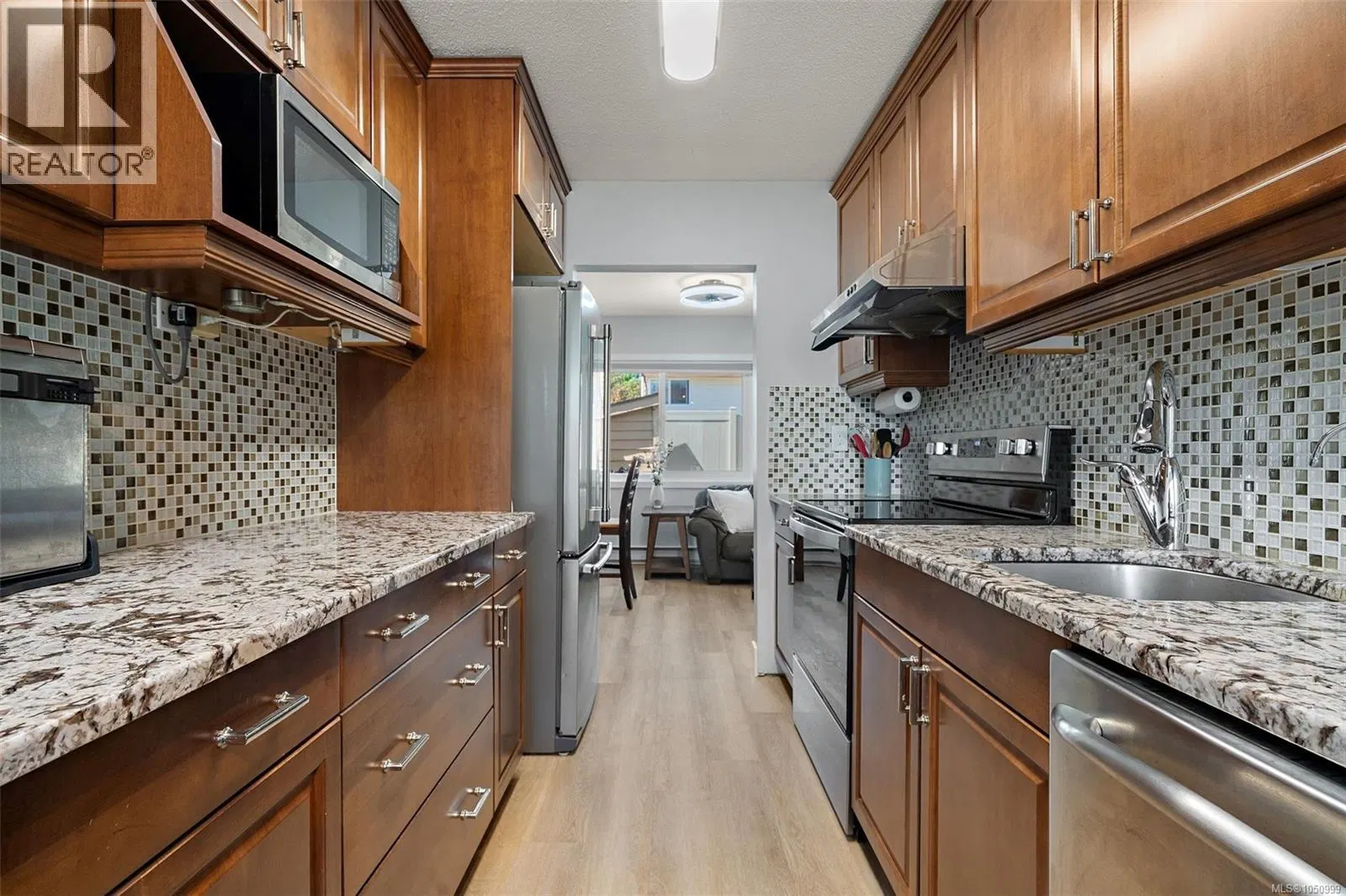 #7 – 10046 Fifth Street