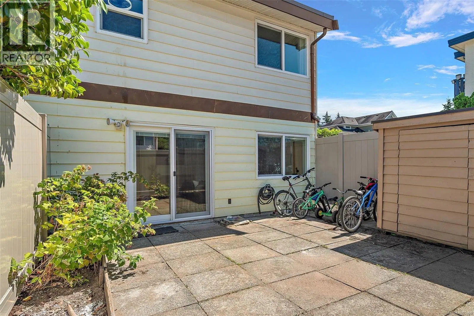 Photo 3 of 28 at #7 – 10046 Fifth Street