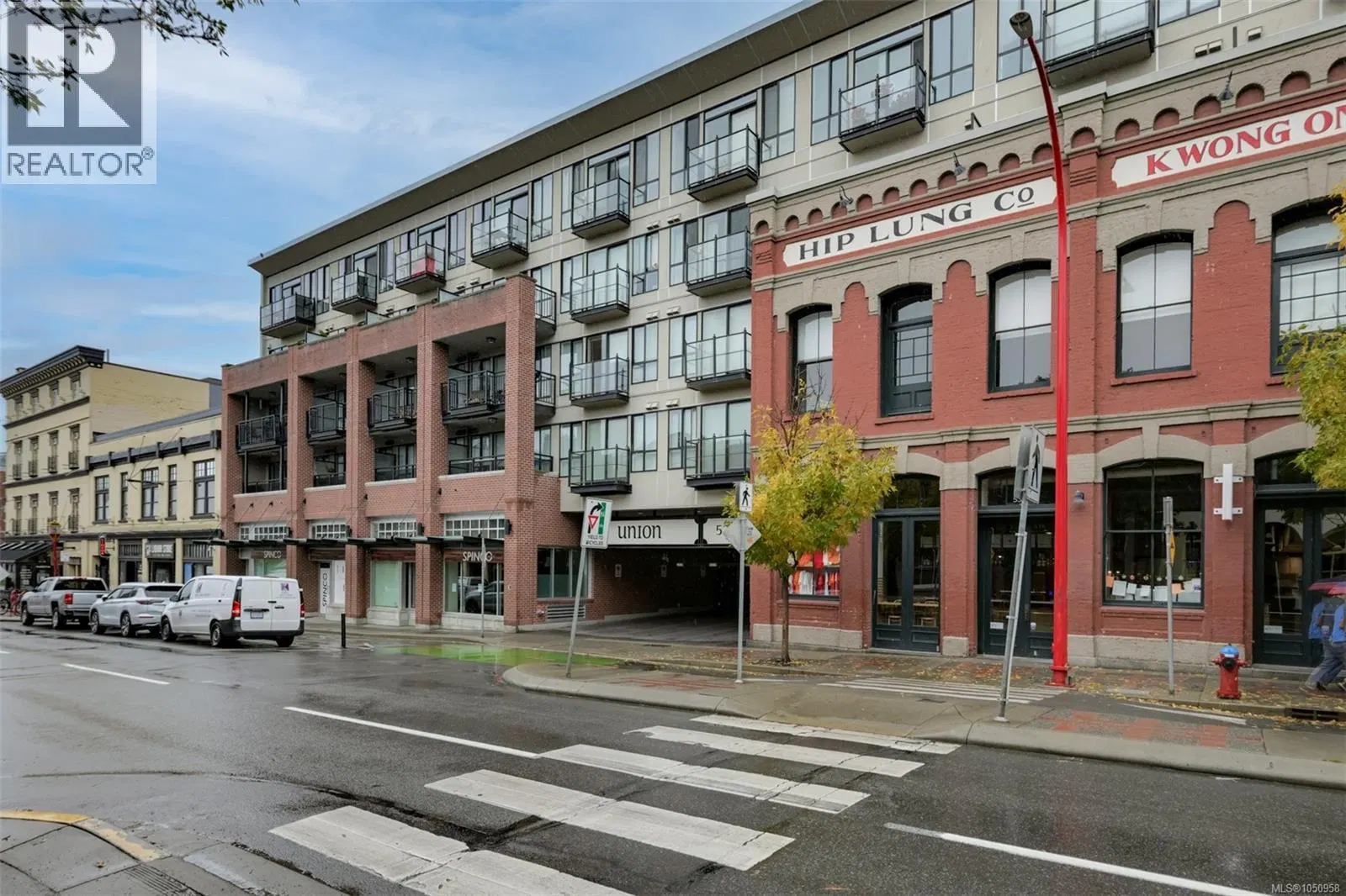 Photo 1 of 48 at #416 – 528 Pandora Avenue