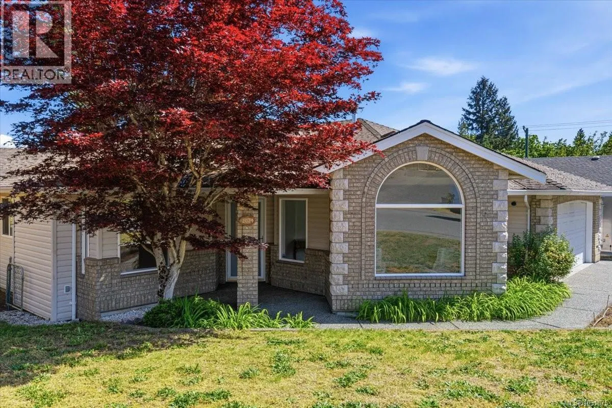 Photo 4 of 50 at 2024 Placid Crescent