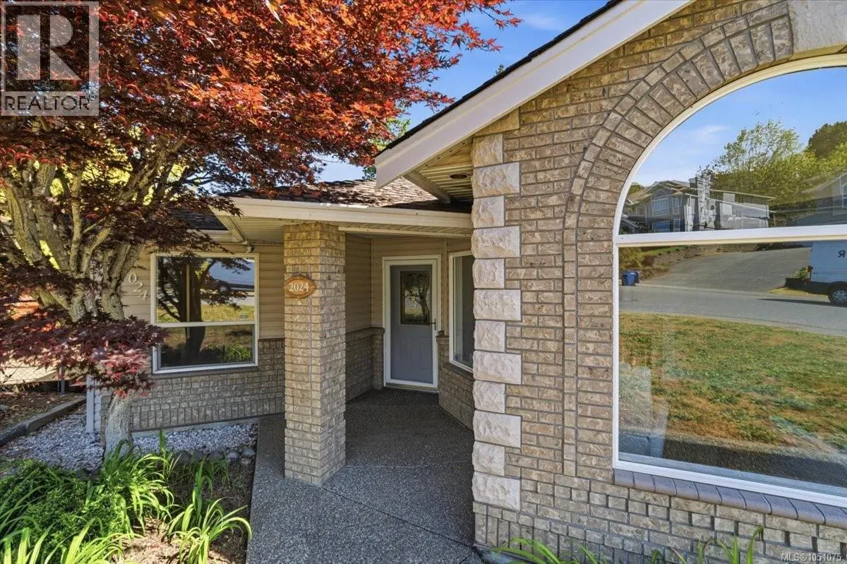 Photo 5 of 50 at 2024 Placid Crescent
