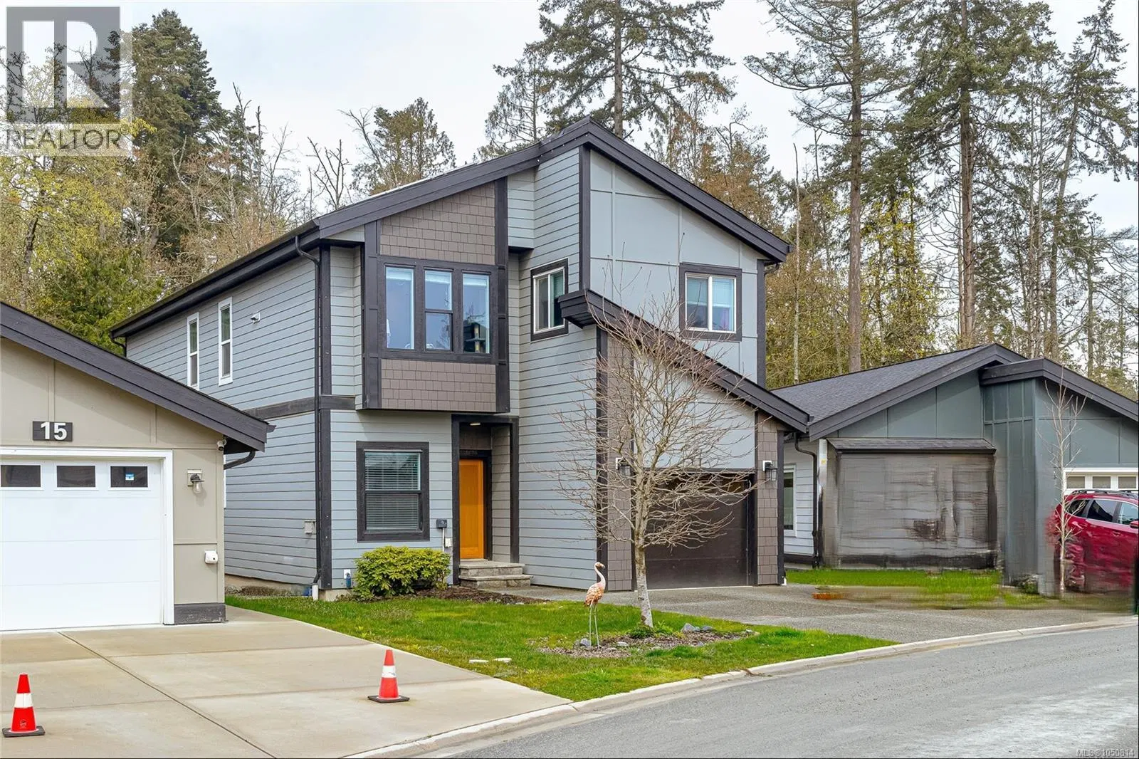 17 Saanich Ridge Drive