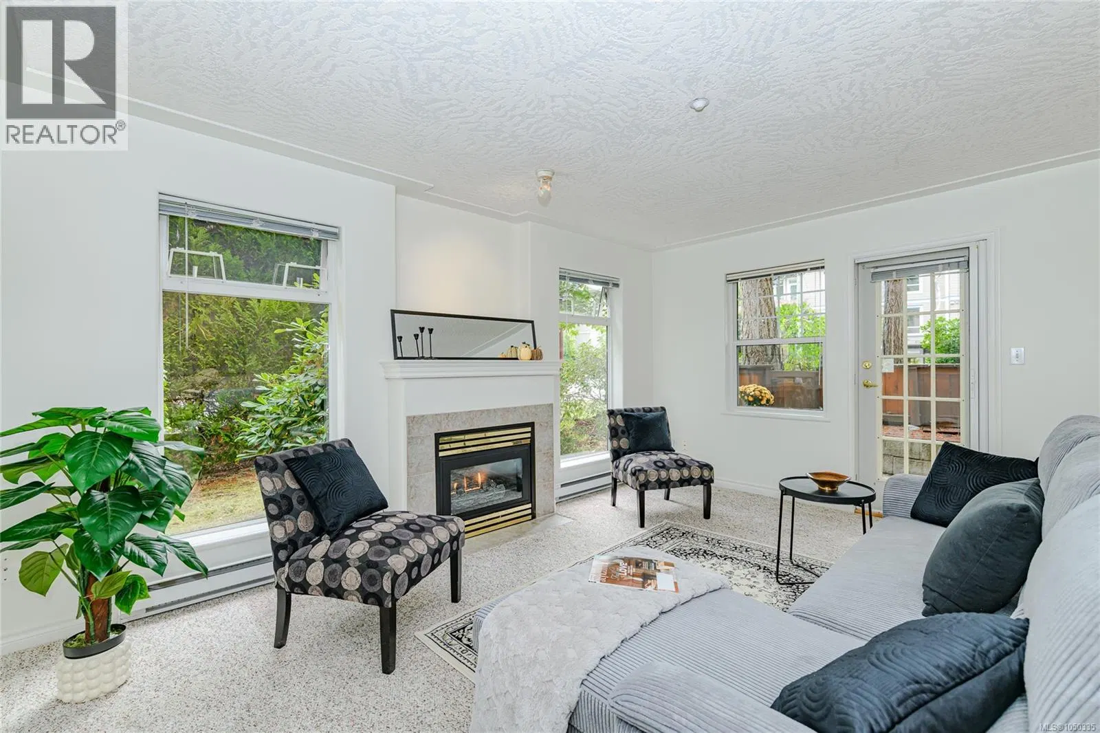 Photo 3 of 31 at #105 – 606 Goldstream Avenue