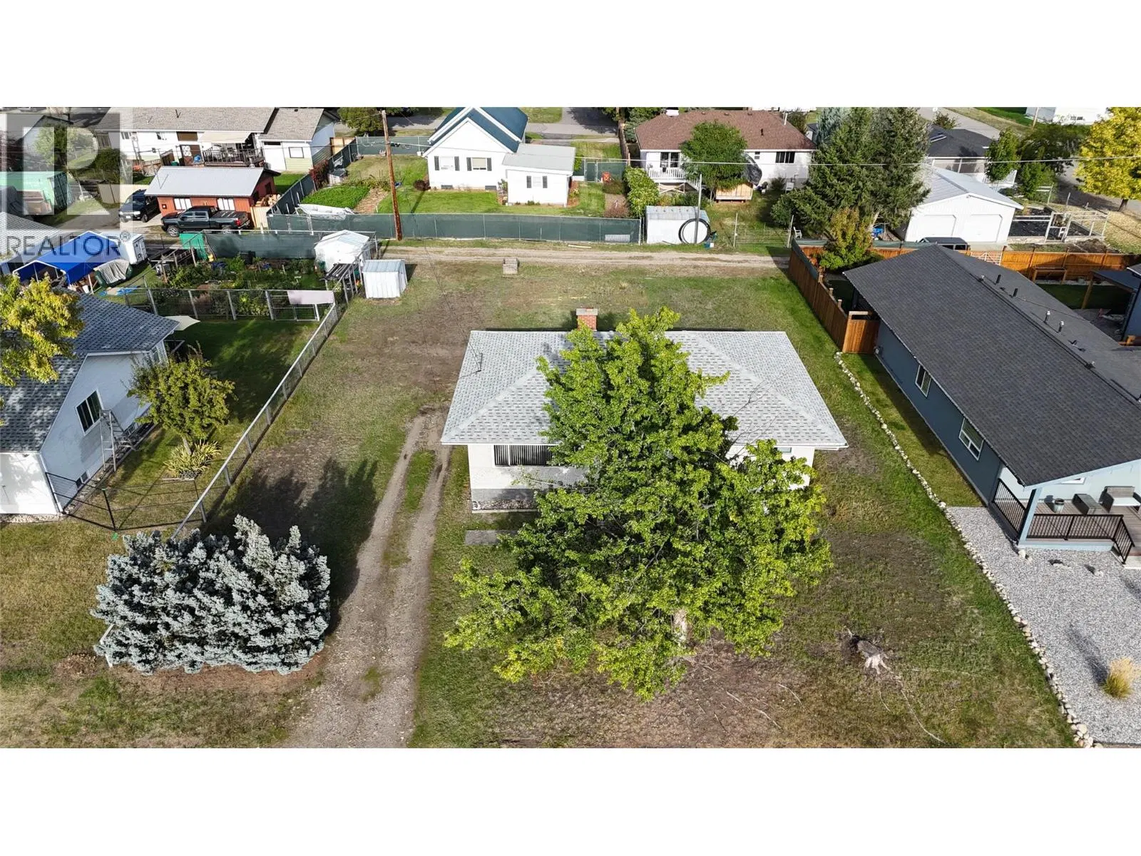 Photo 2 of 35 at 7066 19th Street