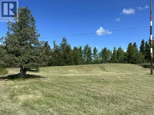Photo 4 of 35 at 3364 CARIBOO 97 Highway