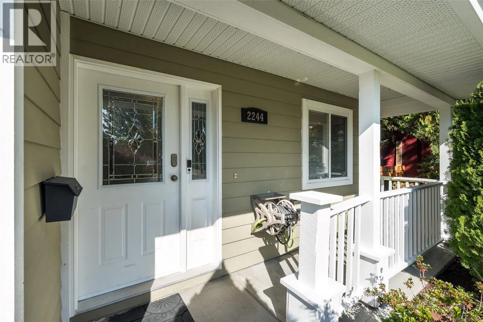 Photo 5 of 44 at 2244 Malaview Avenue