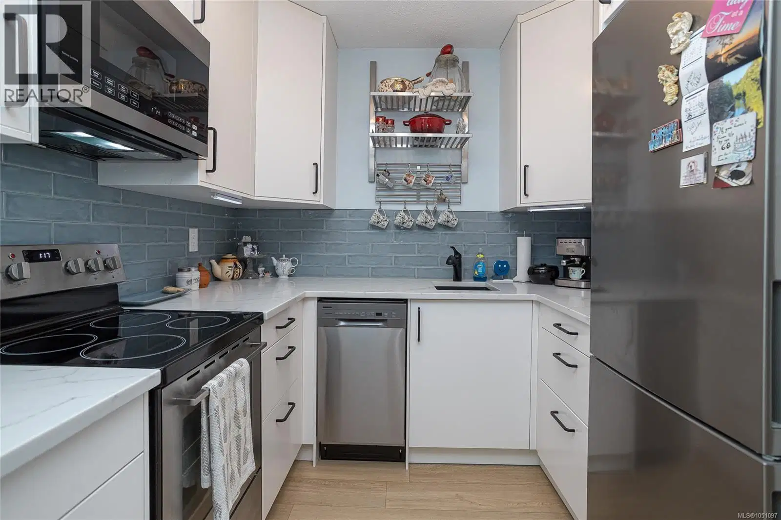 #5 – 974 Dunford Avenue