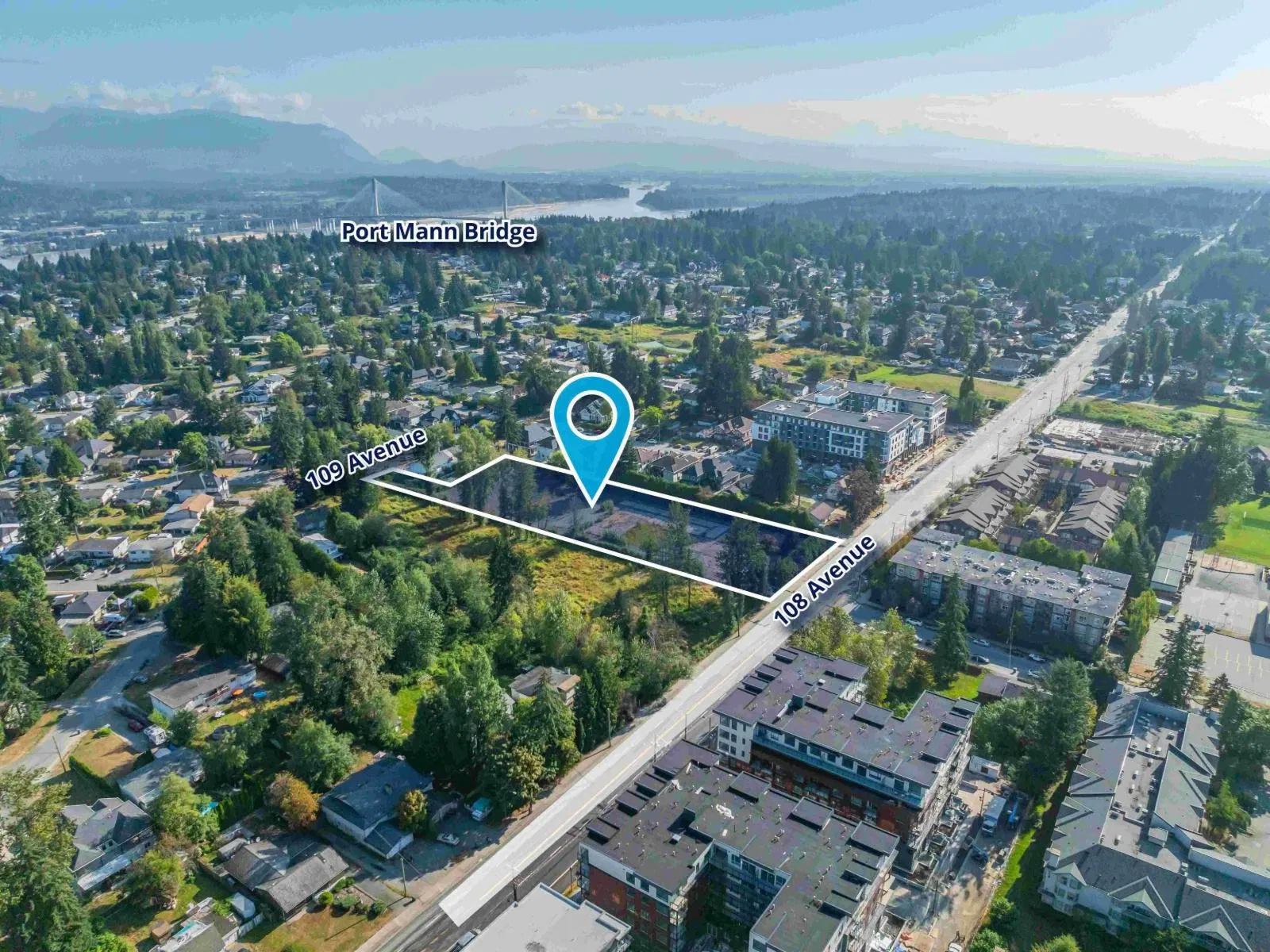 Photo 4 of 4 at 13905 108 Avenue