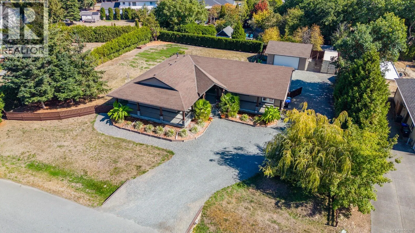 Photo 3 of 44 at 2070 Saras Way