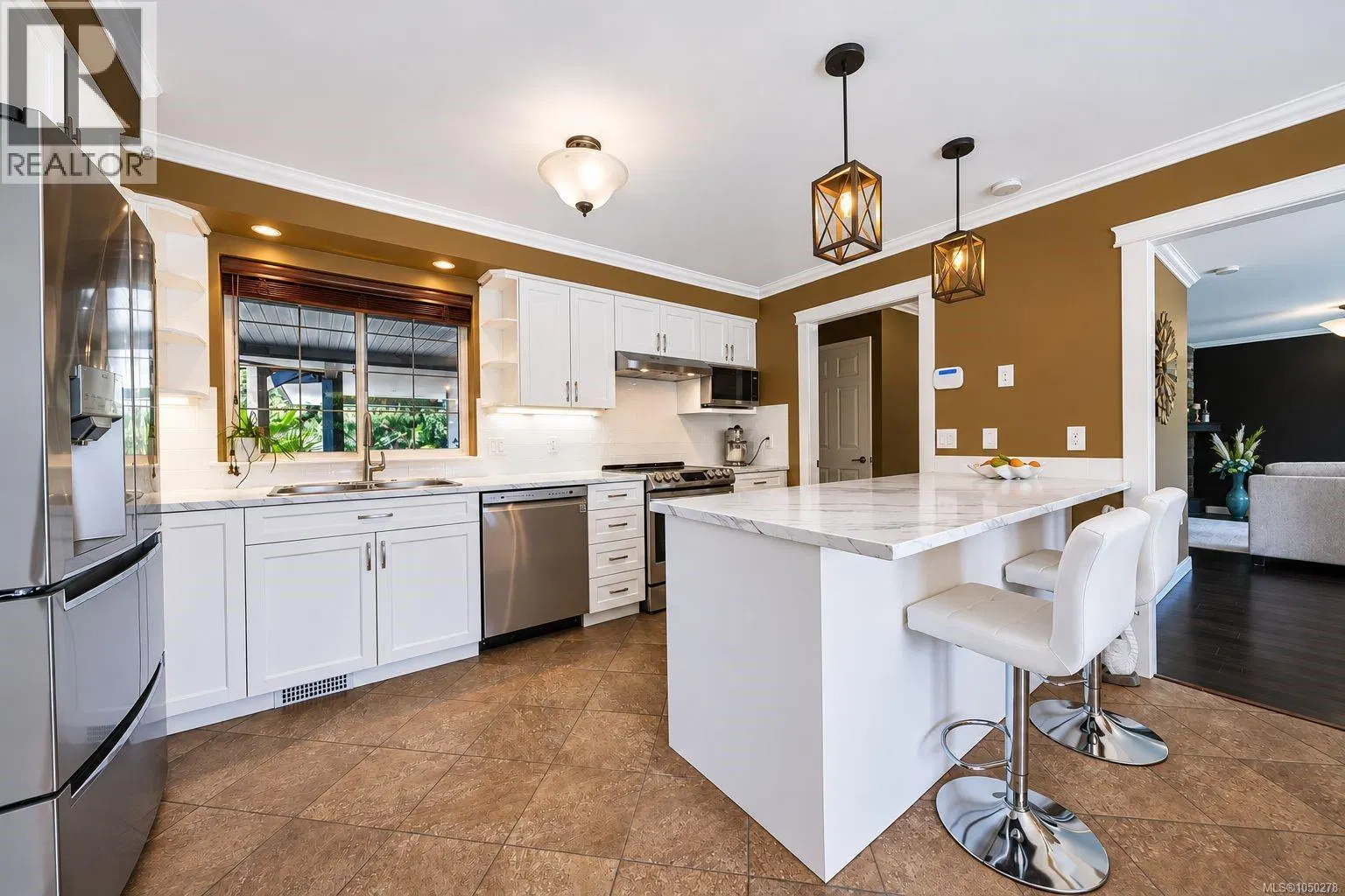 Photo 5 of 44 at 2070 Saras Way