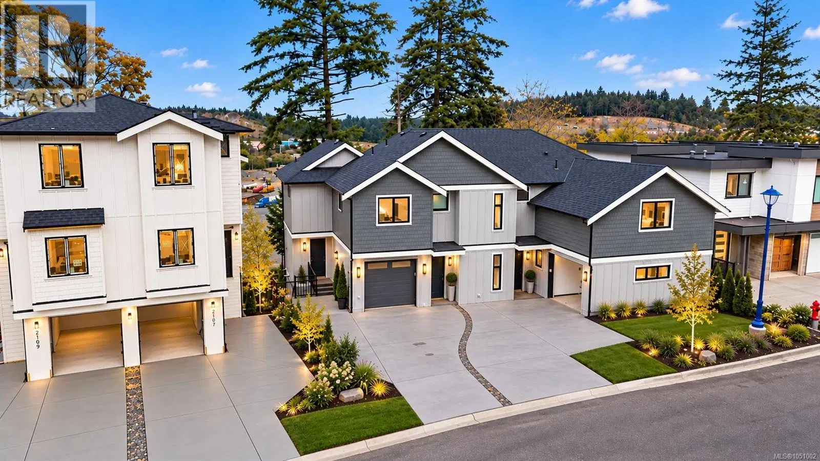 2111 Kingbird Drive