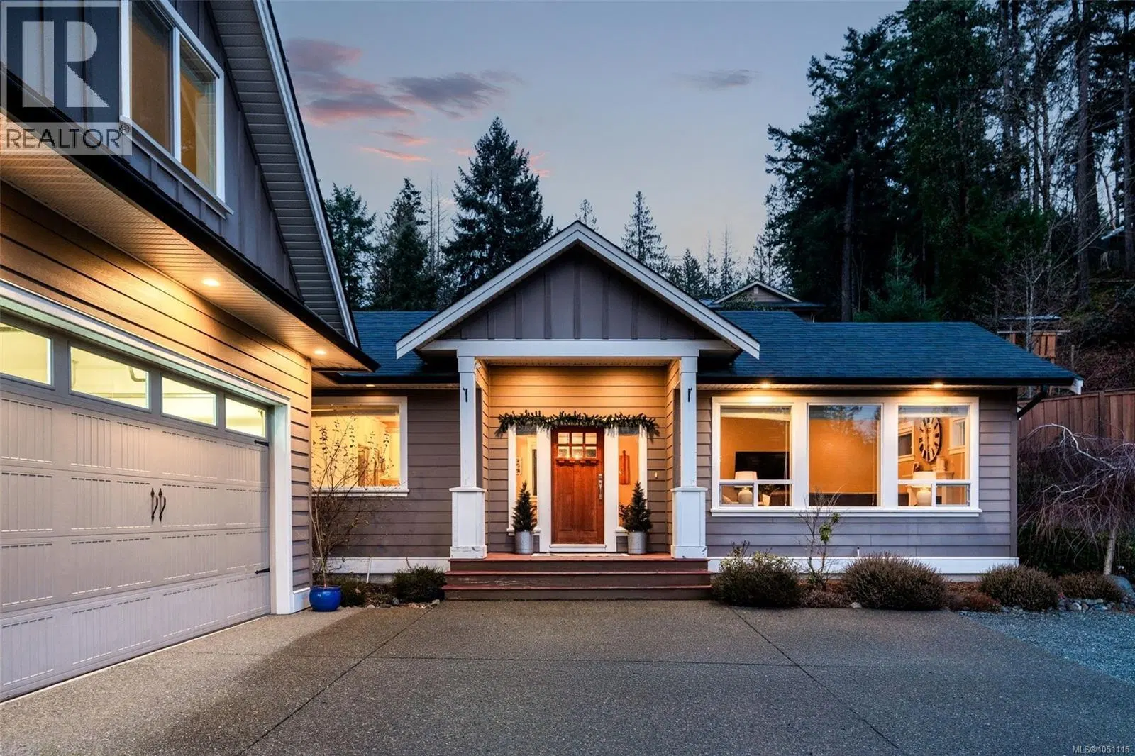 Photo 4 of 48 at 2629 Shawnigan Lake Road