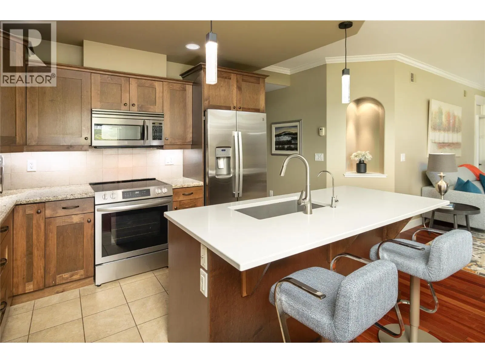 Photo 4 of 24 at #207 – 2470 Tuscany Drive