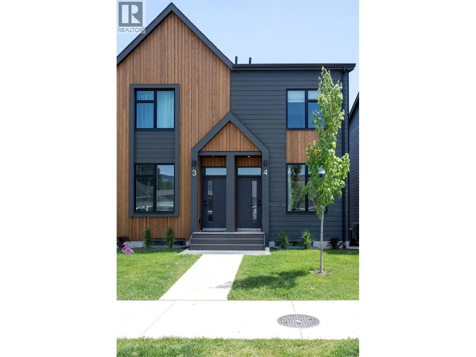 #4 – 414 Humbert Street