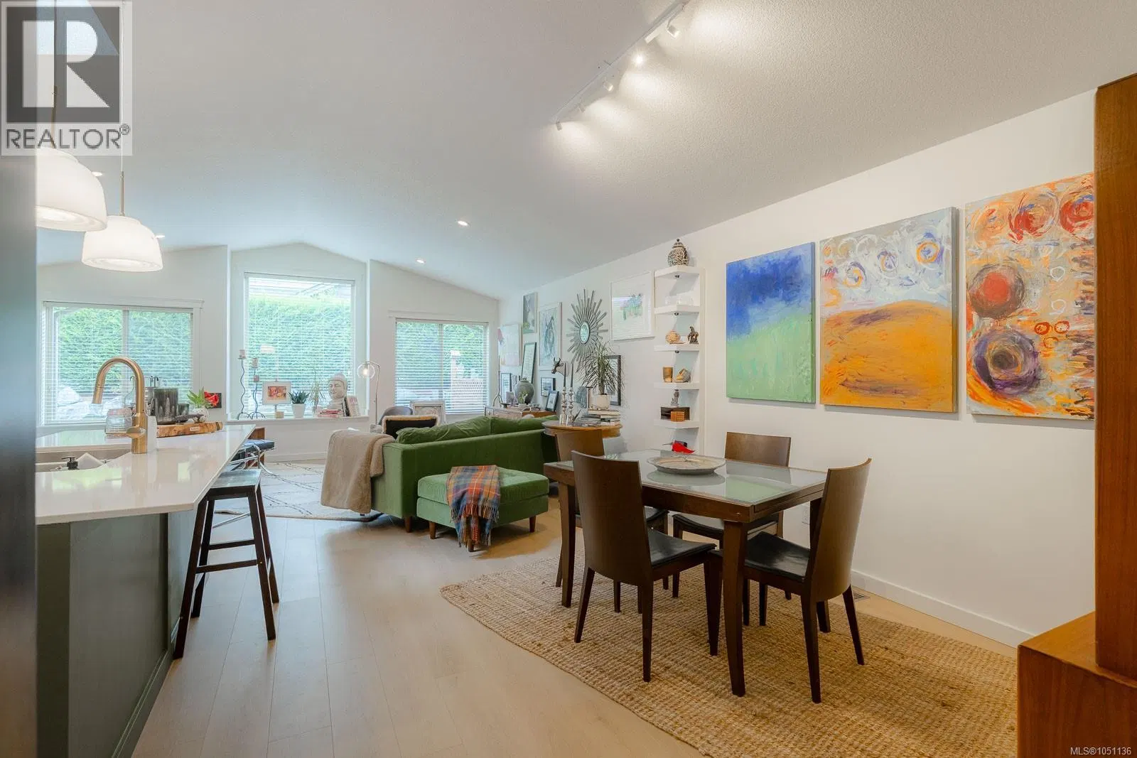 Photo 5 of 31 at #5 – 3774 12th Avenue