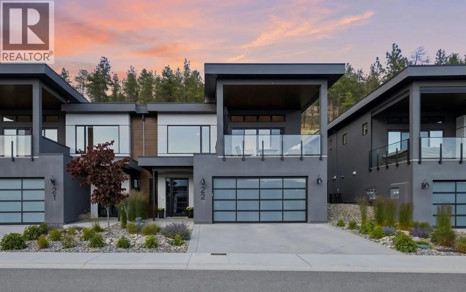 #22 – 9201 Okanagan Centre Road
