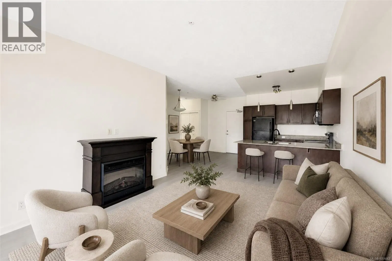 #305 – 2220 Sooke Road