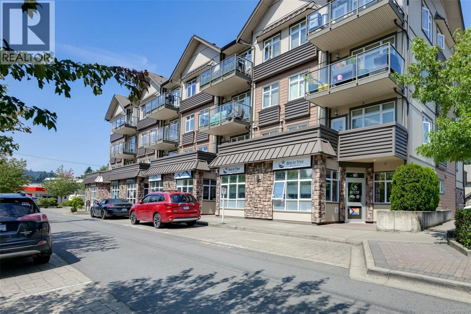 Photo 3 of 39 at #305 – 2220 Sooke Road