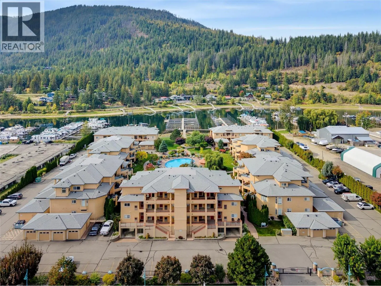#47 – 714 Riverside Avenue