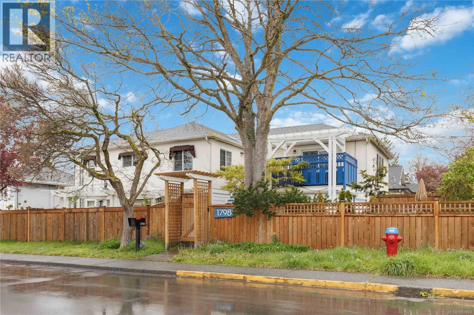 Photo 1 of 22 at 1796 Denman Street