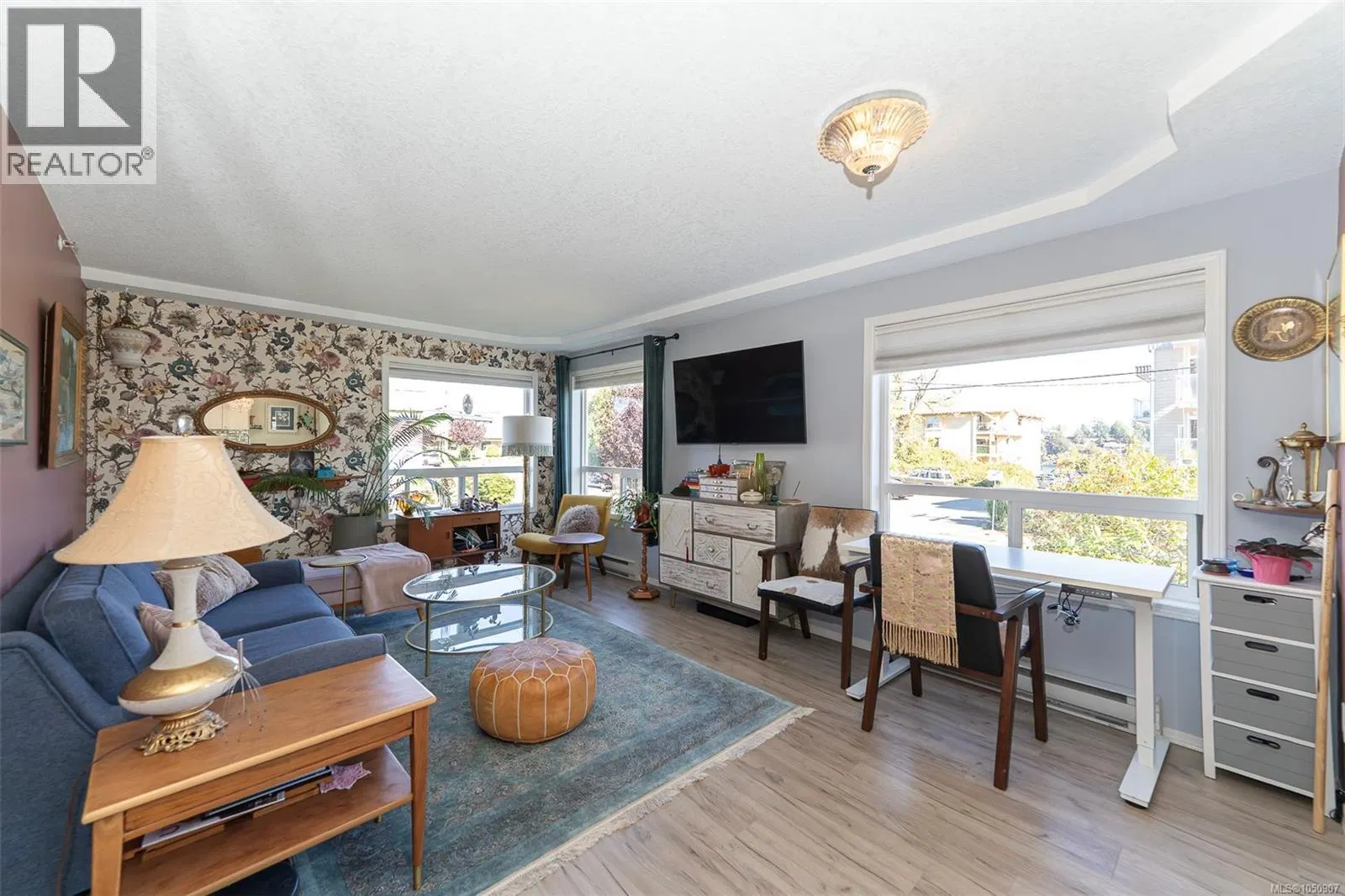 Photo 3 of 30 at #201 – 9876 Esplanade Street
